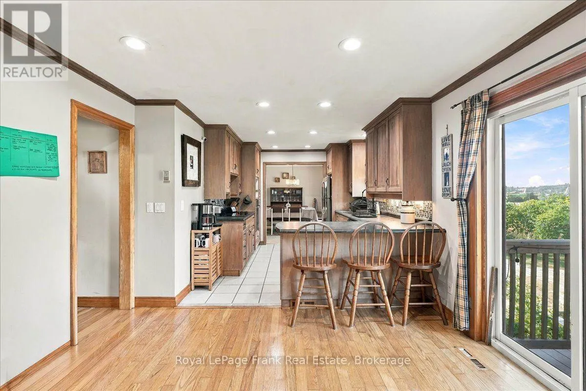 178 ROBLIN ROAD