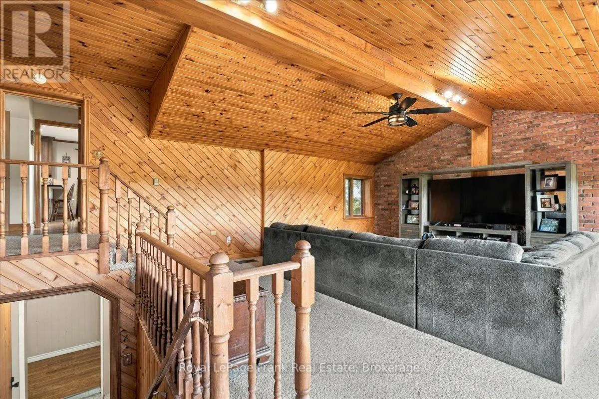178 ROBLIN ROAD