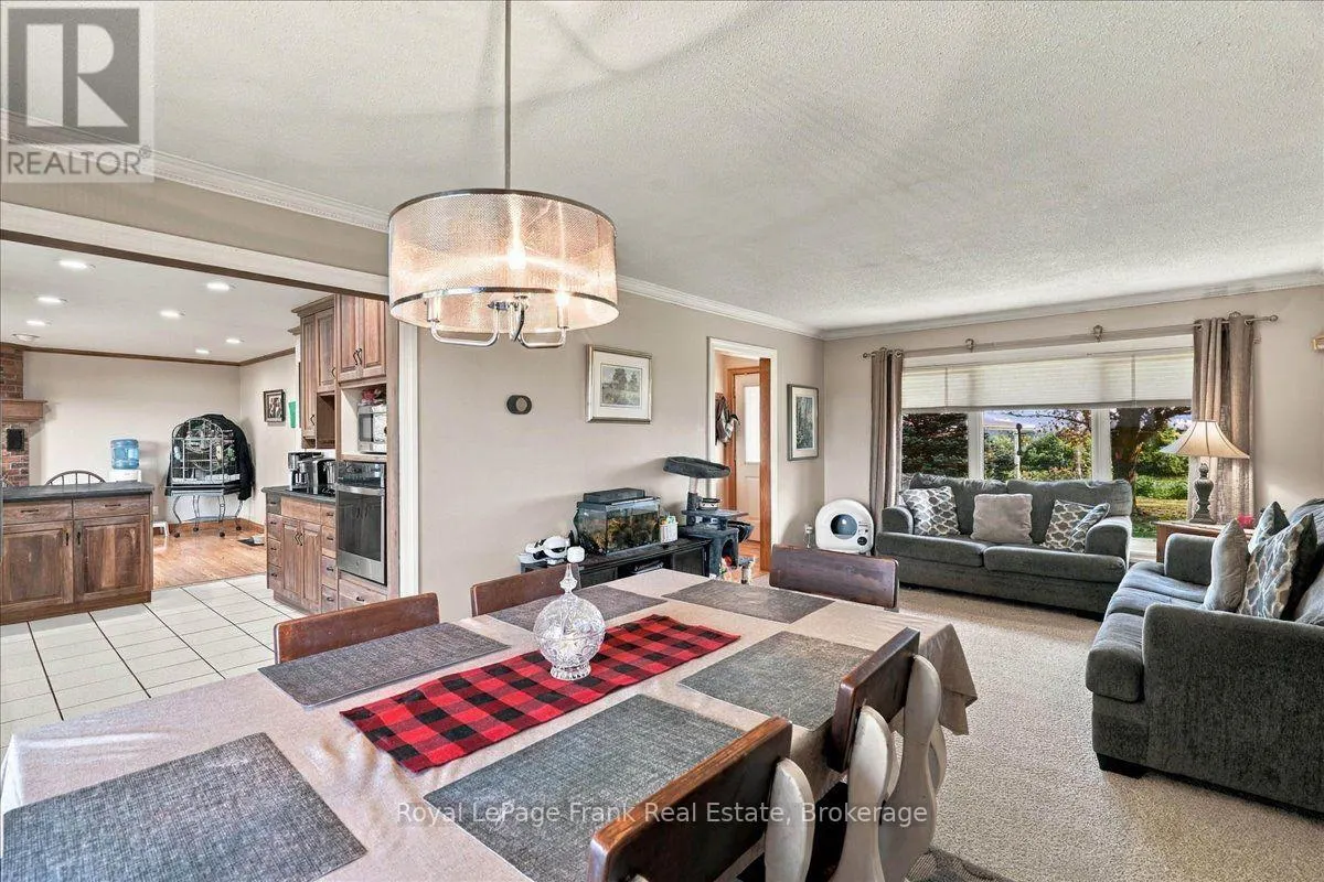 178 ROBLIN ROAD