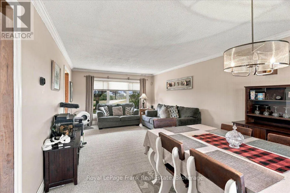 178 ROBLIN ROAD