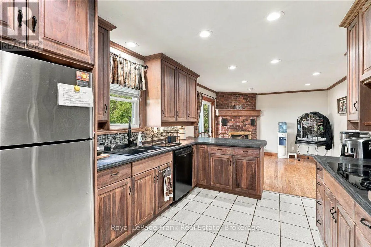 178 ROBLIN ROAD