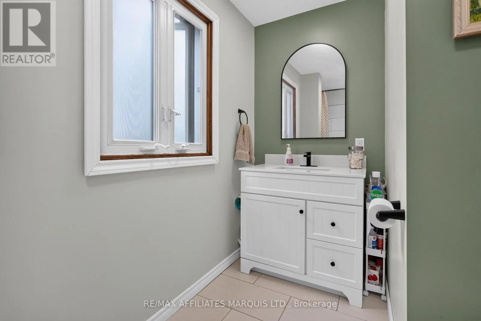 41 ELEVENTH STREET E
