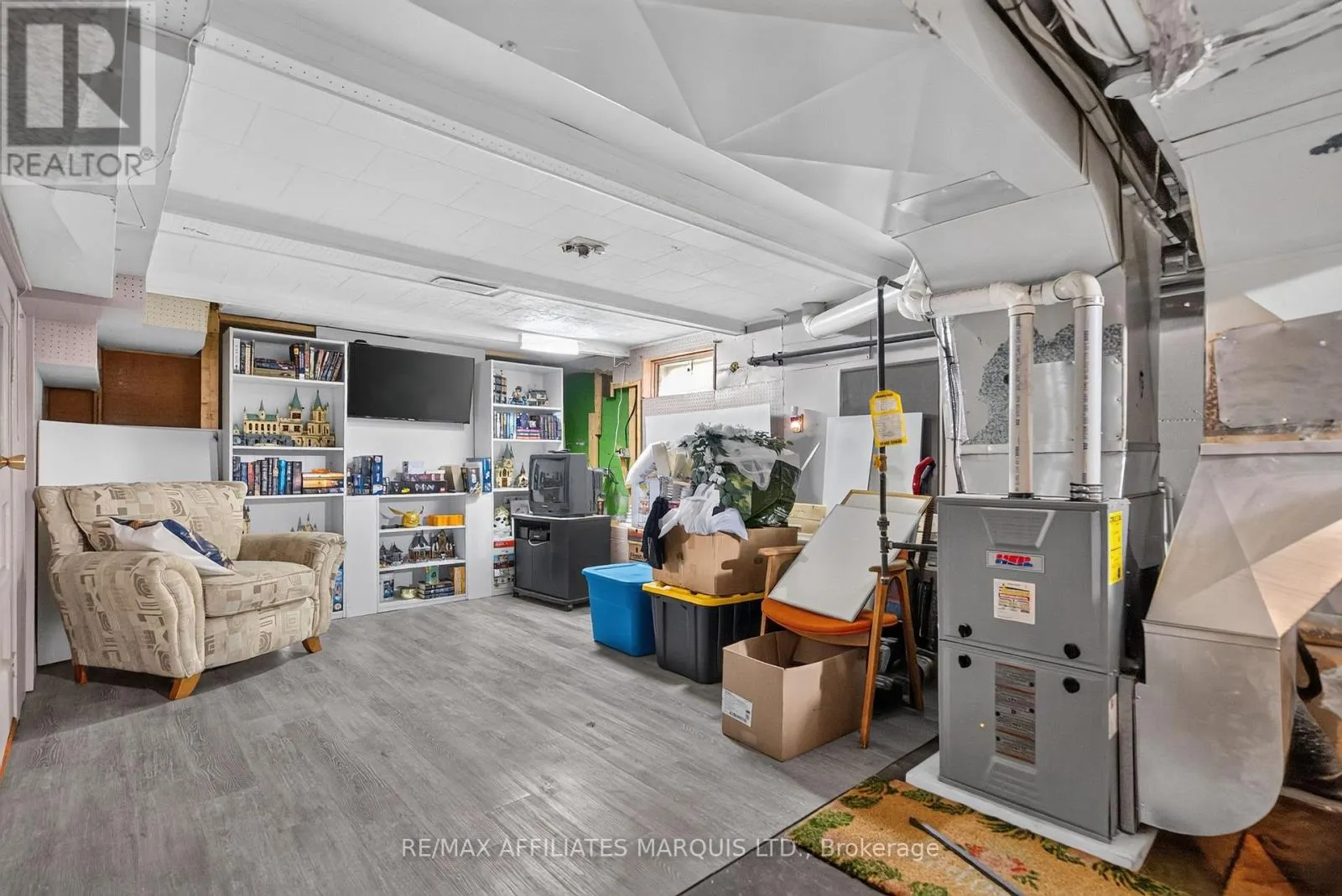 41 ELEVENTH STREET E