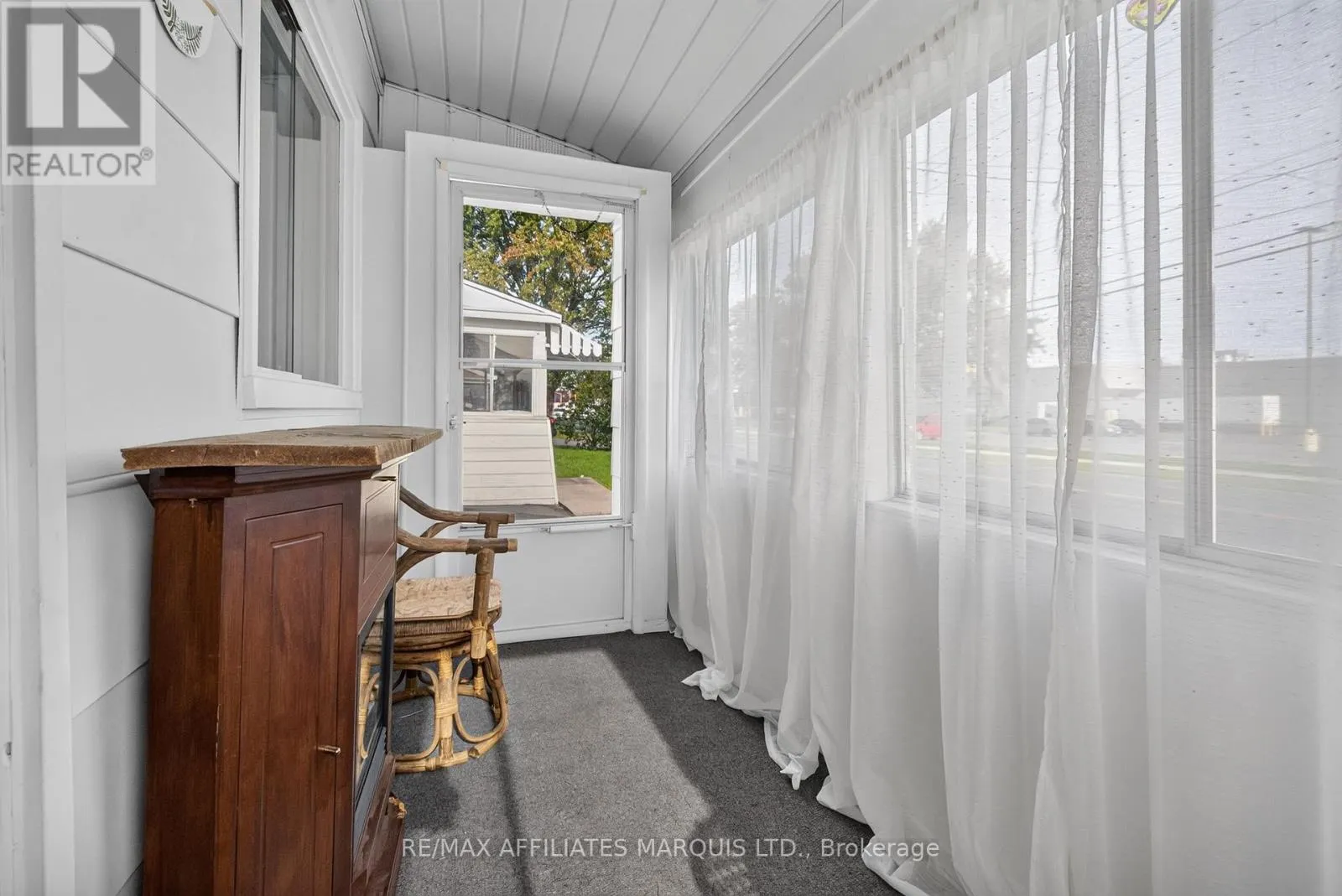 41 ELEVENTH STREET E