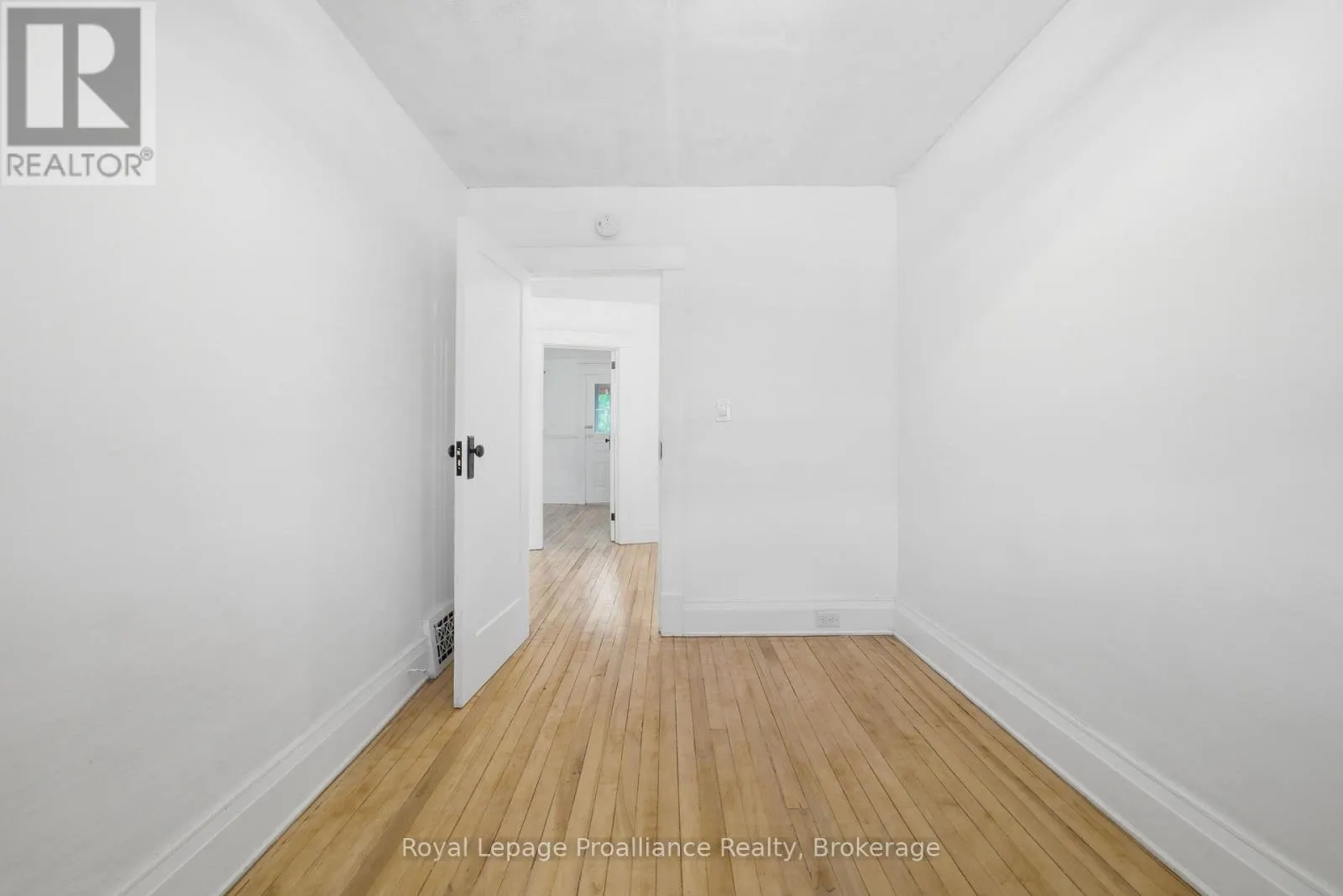 82 MARMORA STREET