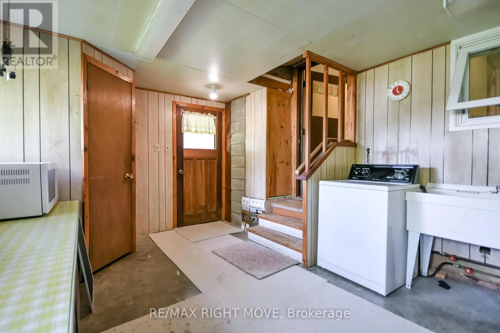 574 LAKE DALRYMPLE ROAD