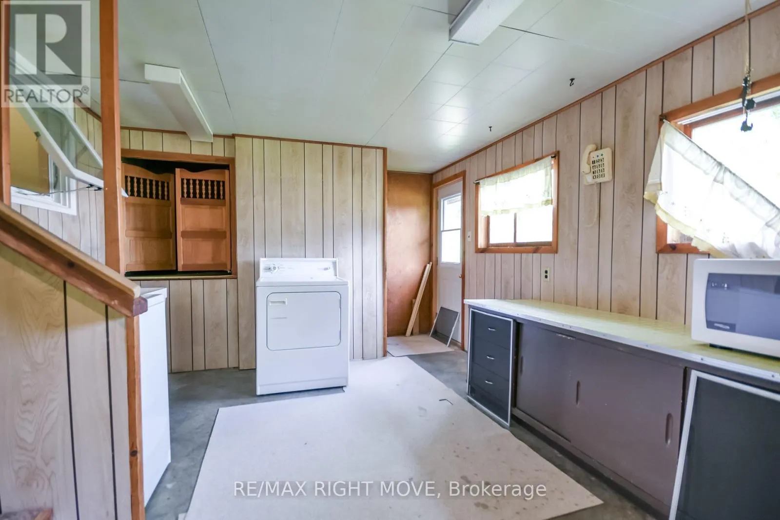 574 LAKE DALRYMPLE ROAD