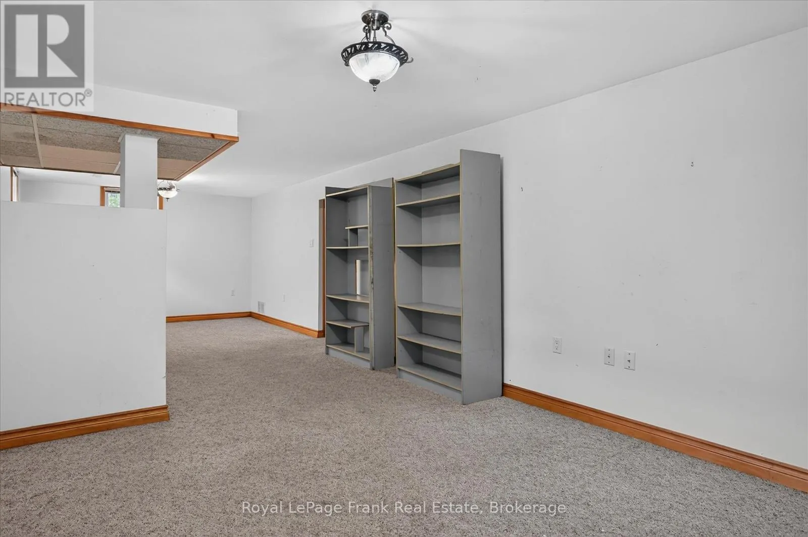 870 HEMLOCK STREET