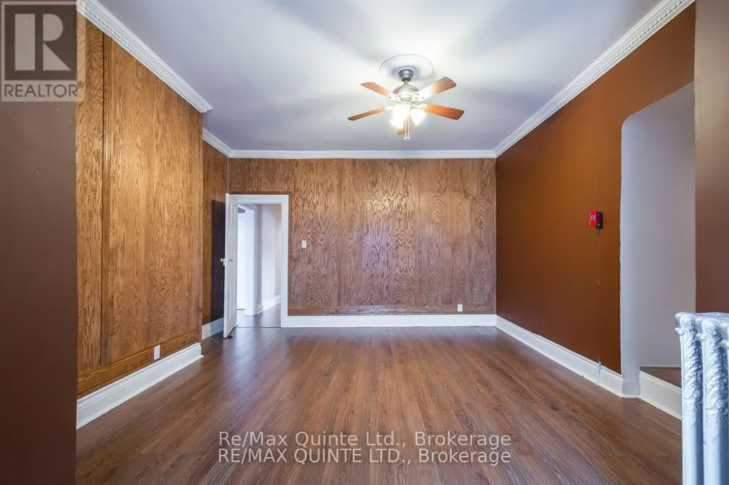 5 - 116 KING STREET #5