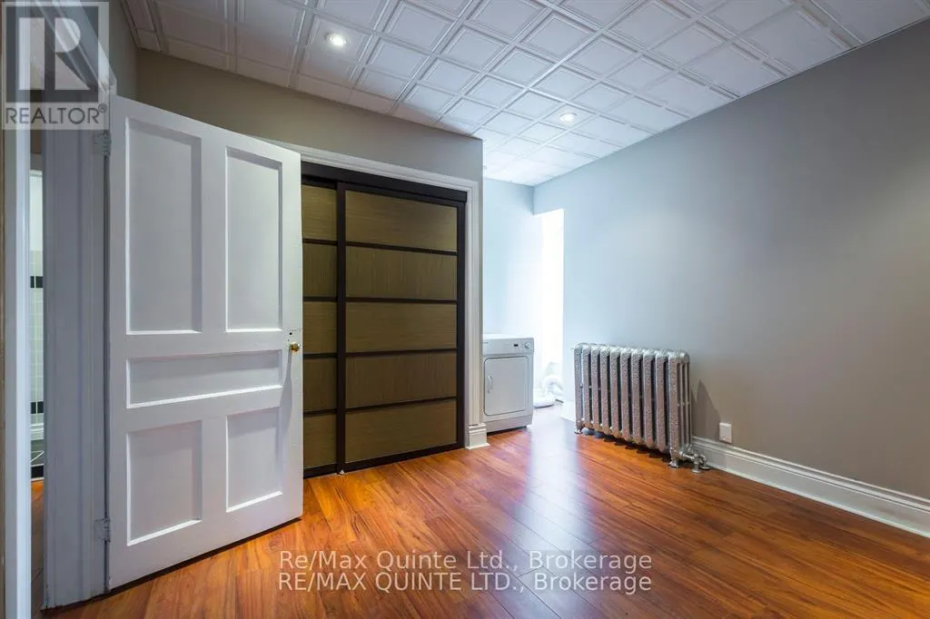 5 - 116 KING STREET #5
