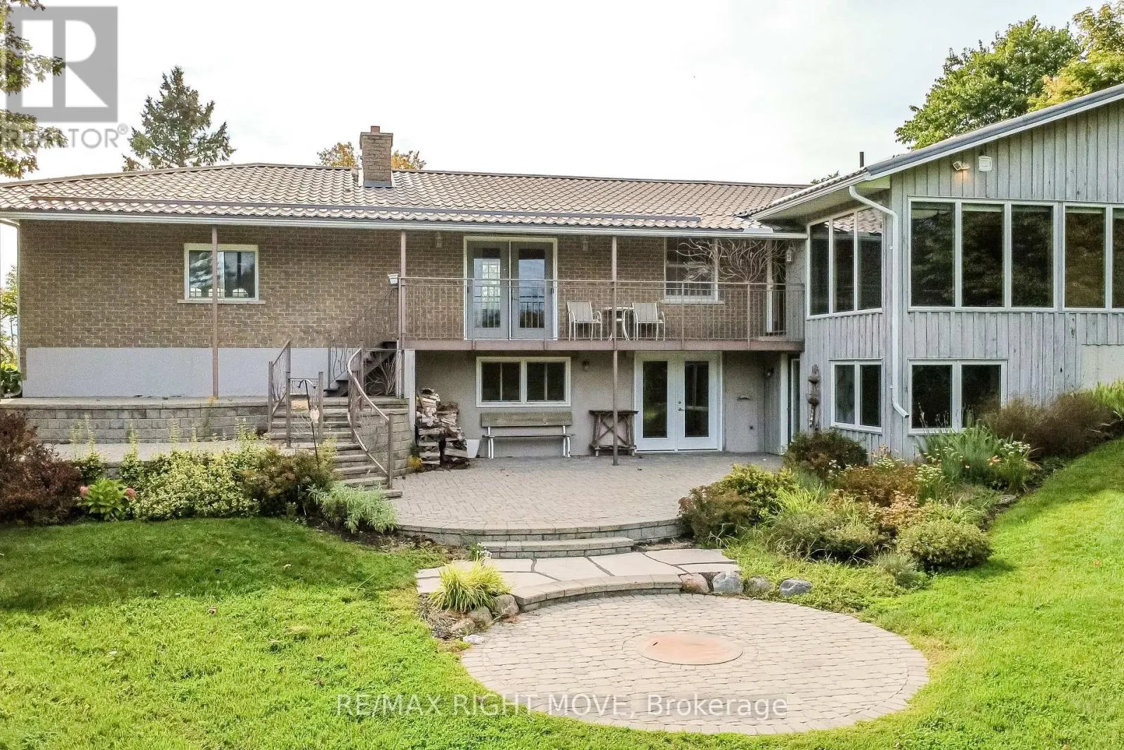 570 LAKE DALRYMPLE ROAD