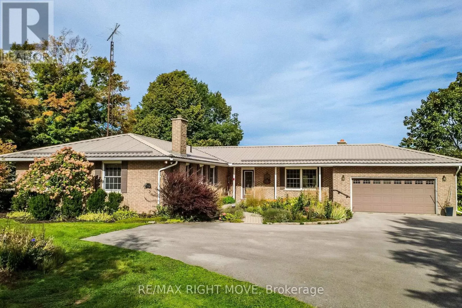 570 LAKE DALRYMPLE ROAD