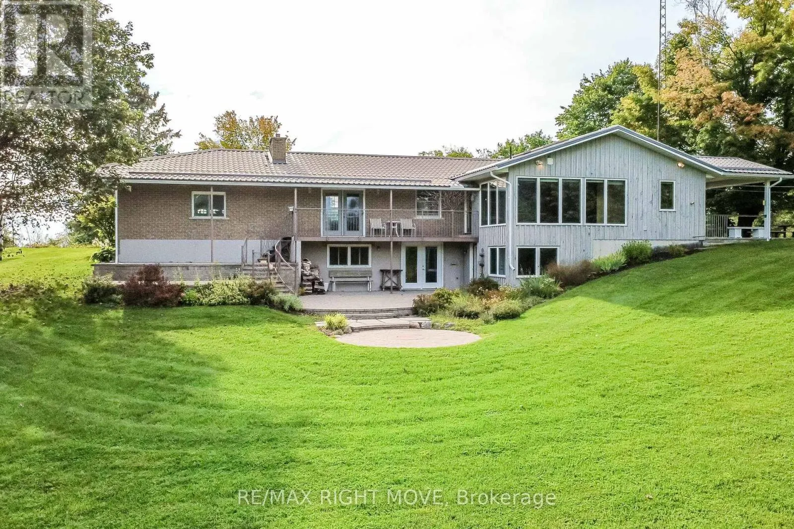 570 LAKE DALRYMPLE ROAD