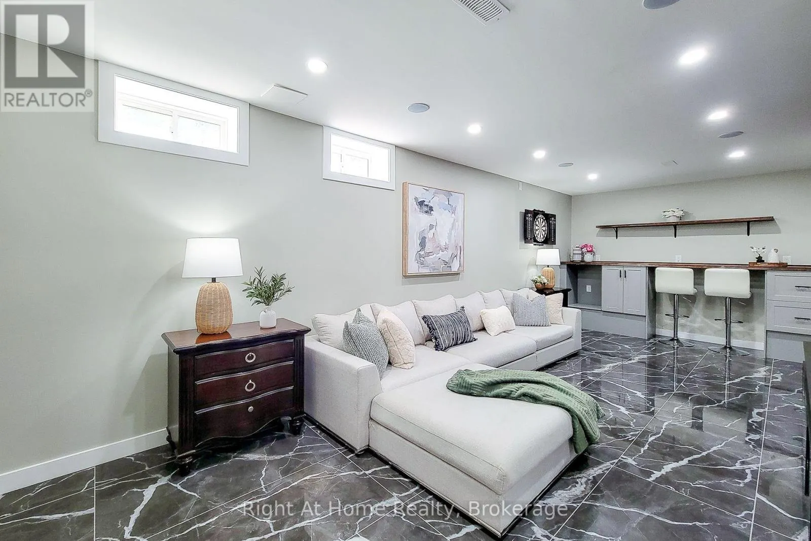 3 TRAILSIDE DRIVE