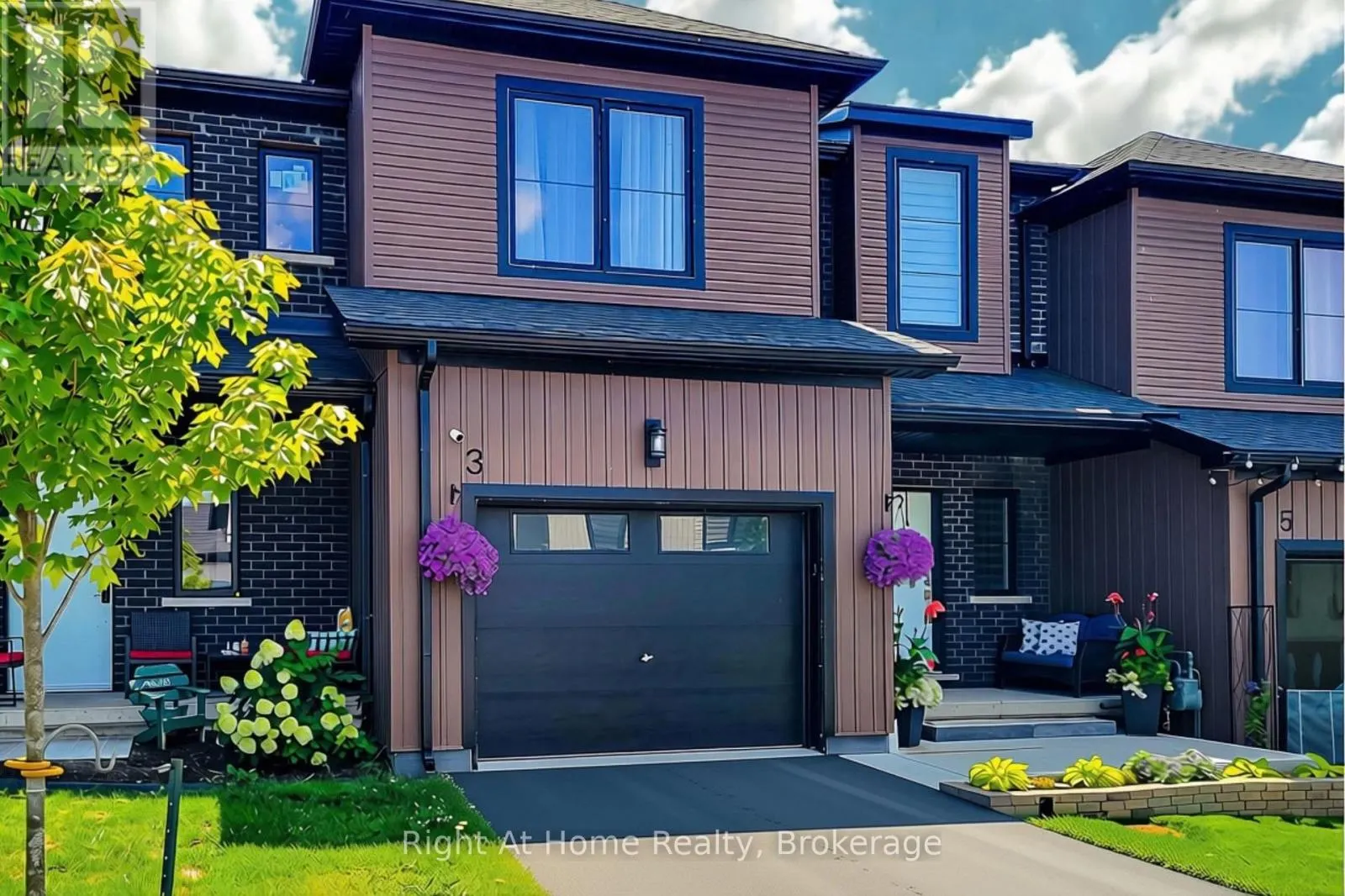 3 TRAILSIDE DRIVE