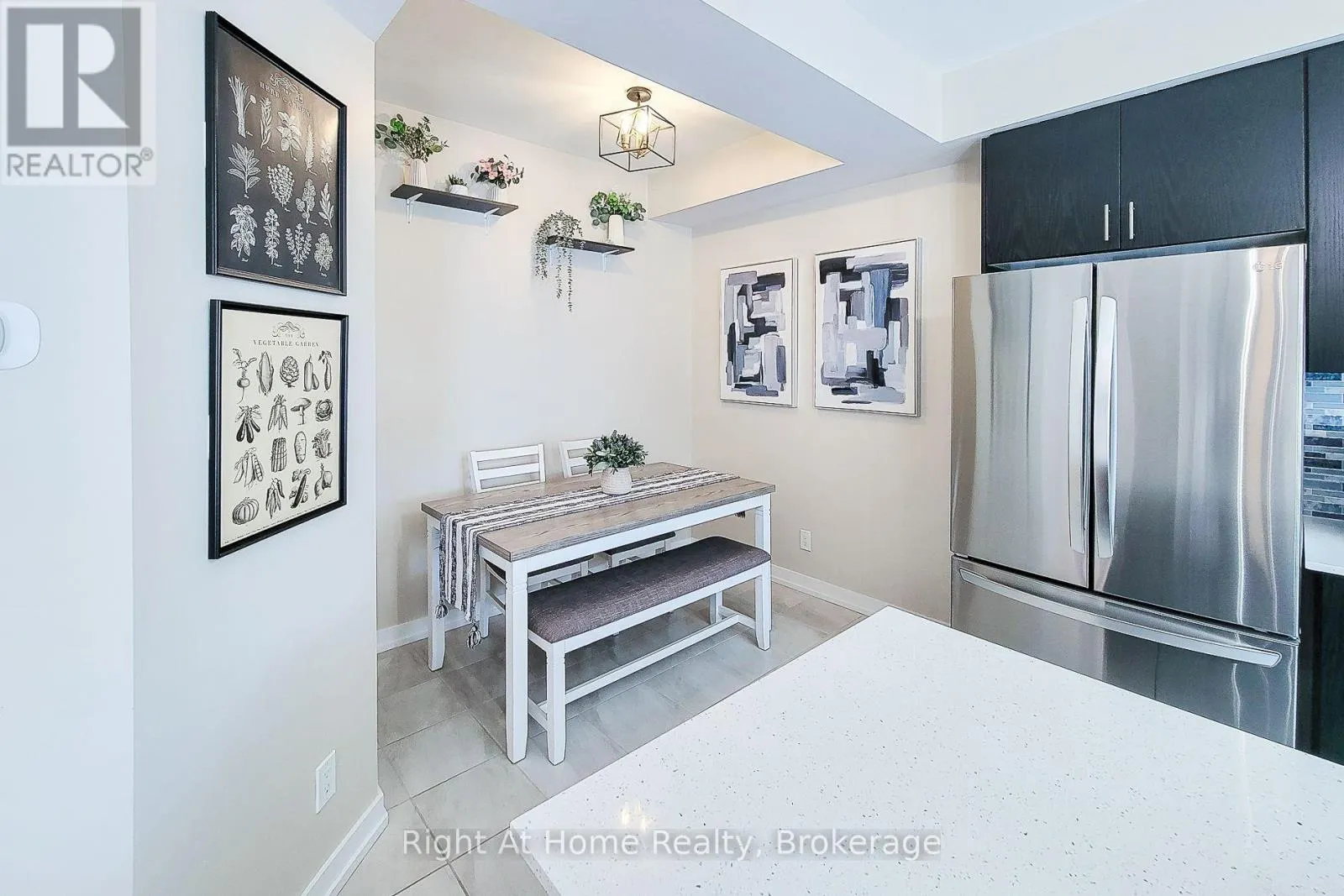 3 TRAILSIDE DRIVE