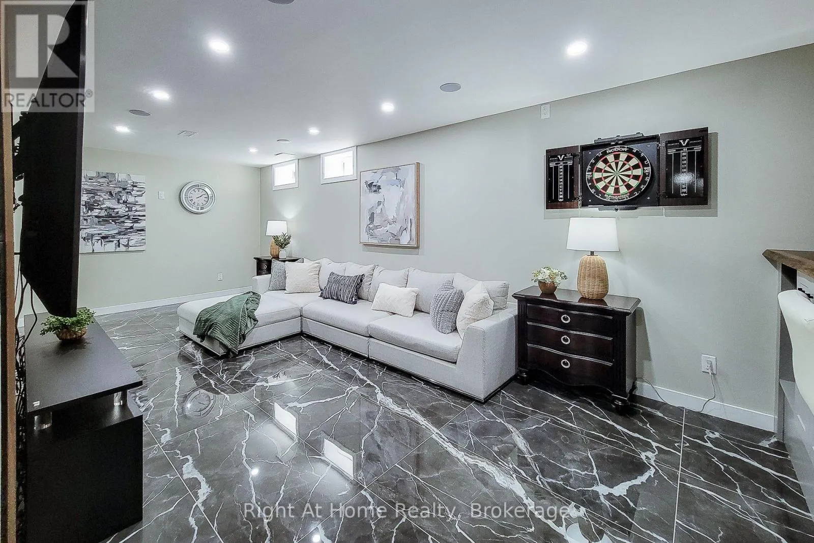 3 TRAILSIDE DRIVE