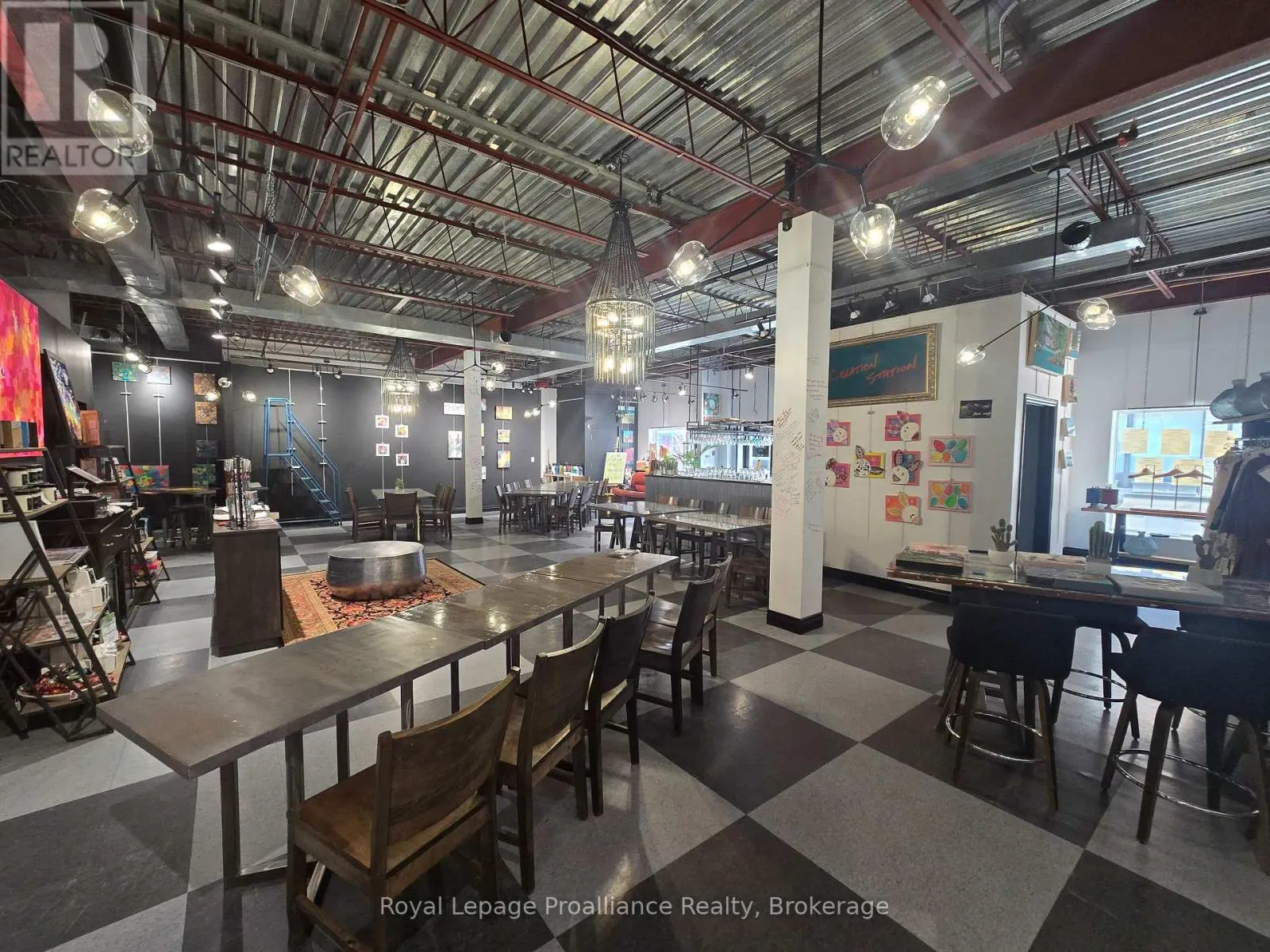 114 - 22 FRONT STREET #114