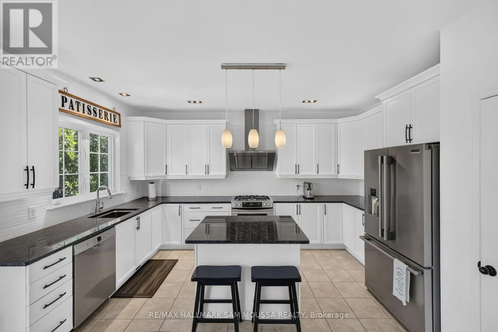 531 DALEWOOD CRESCENT