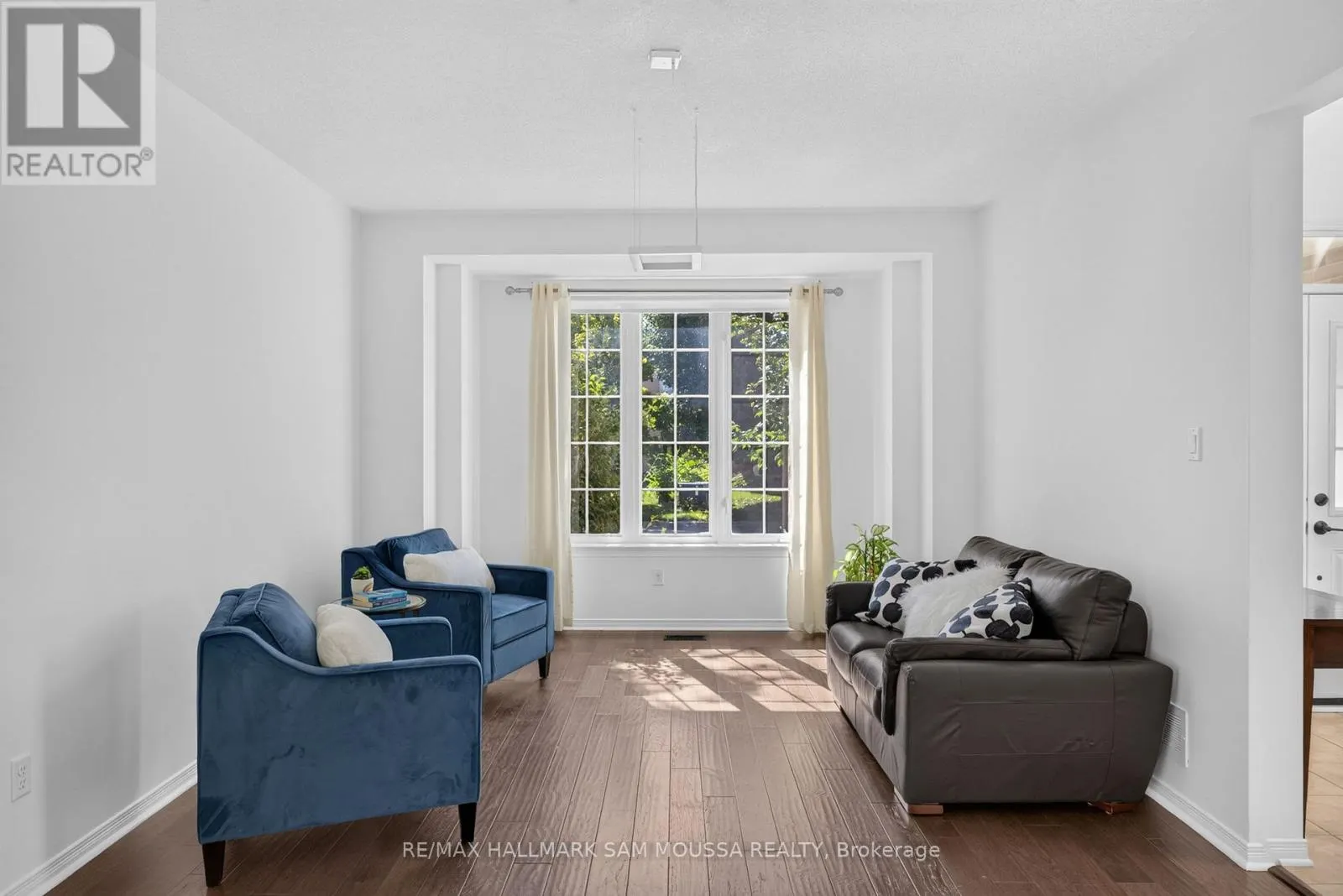 531 DALEWOOD CRESCENT