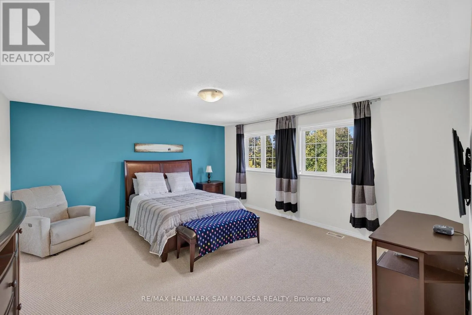 531 DALEWOOD CRESCENT