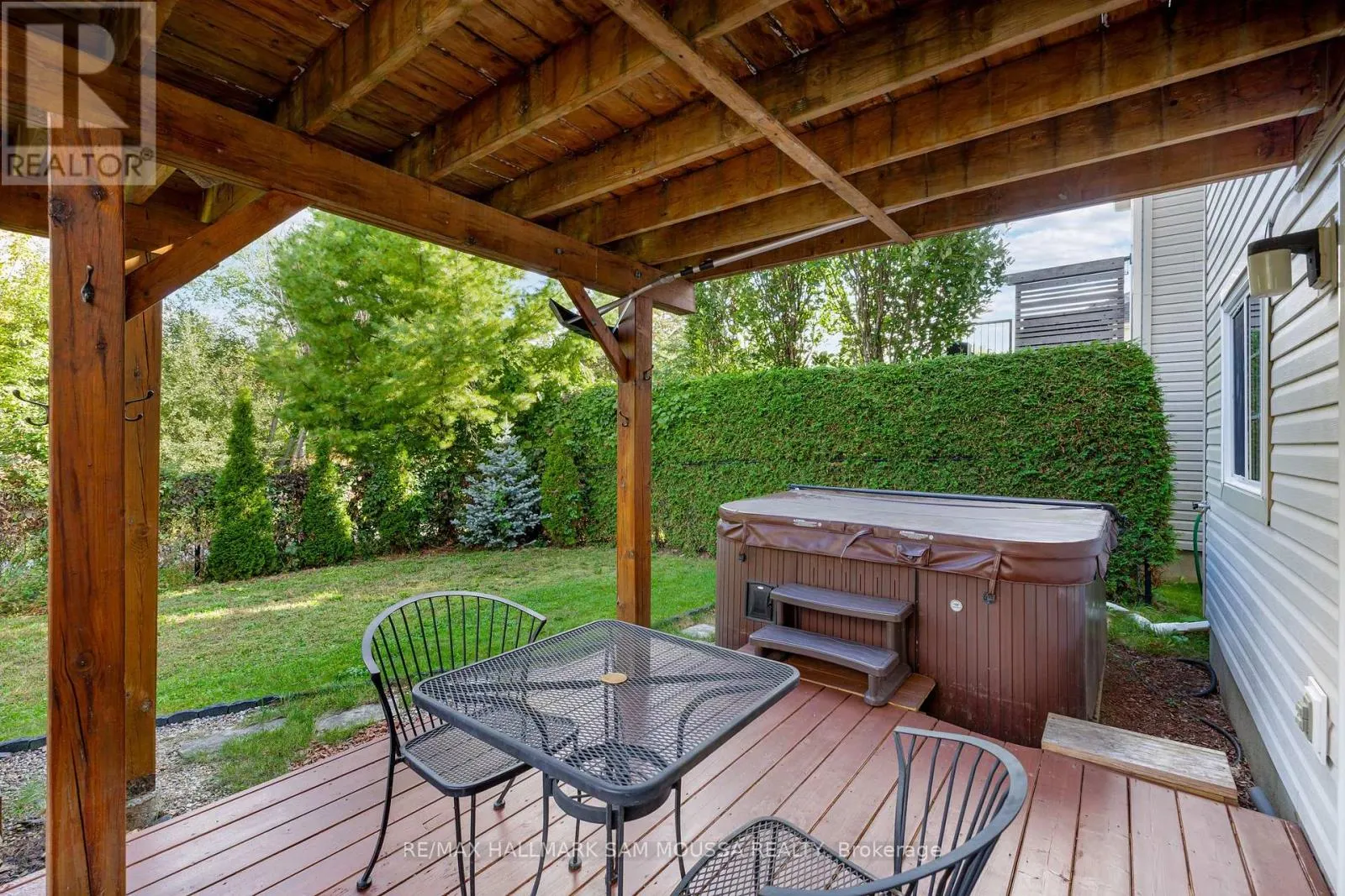 531 DALEWOOD CRESCENT