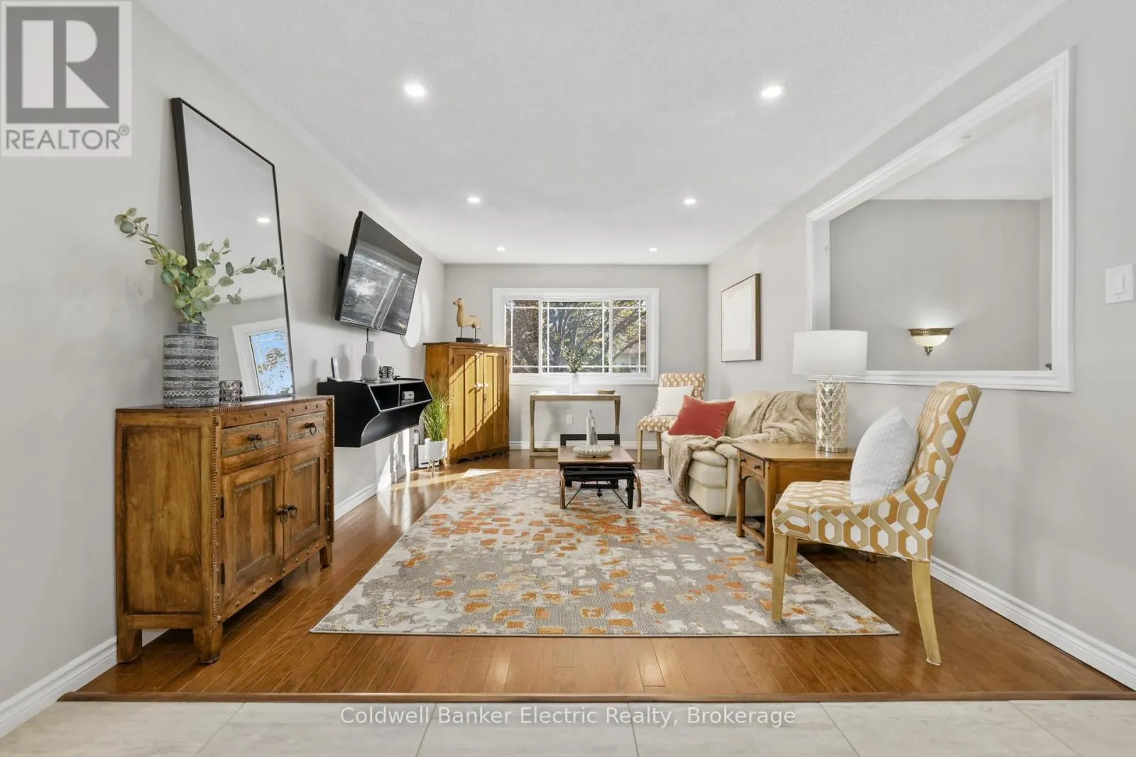 1988 MAPLERIDGE DRIVE