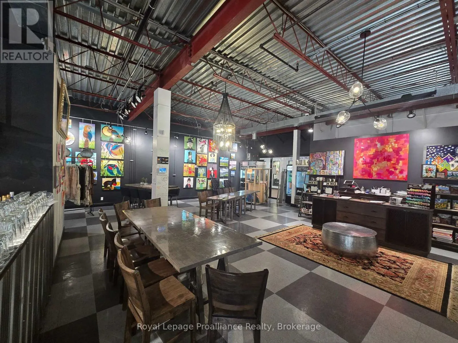 113 - 22 FRONT STREET #113