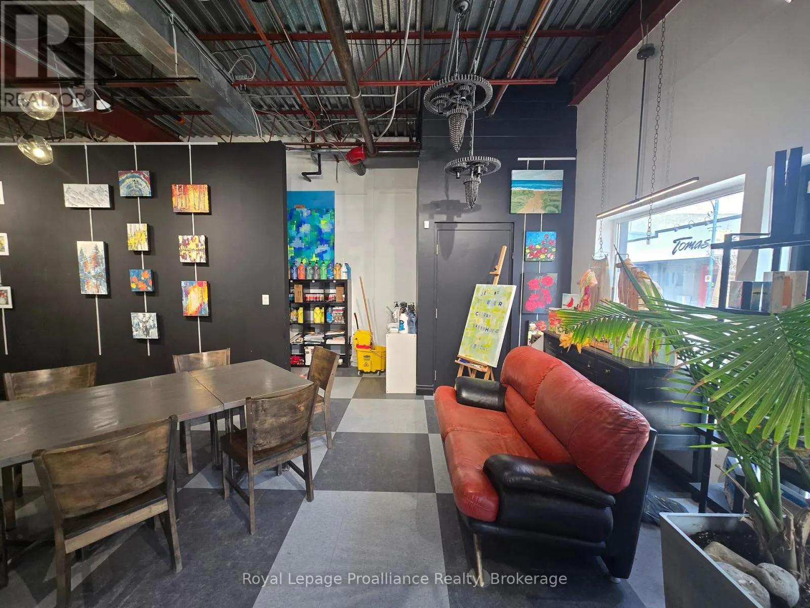 113 - 22 FRONT STREET #113