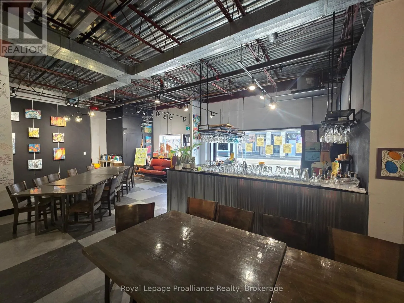 113 - 22 FRONT STREET #113