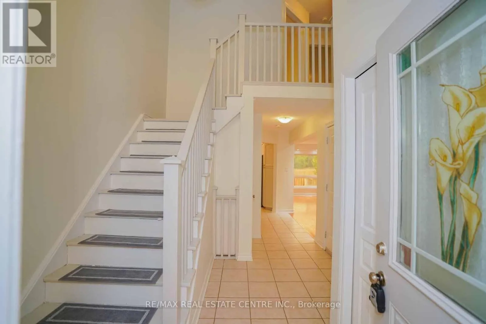 18 HERITAGE DRIVE
