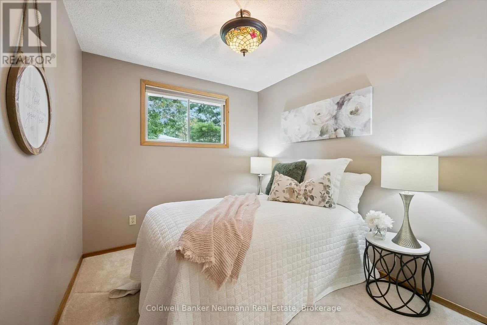 24 BRIARLEA ROAD