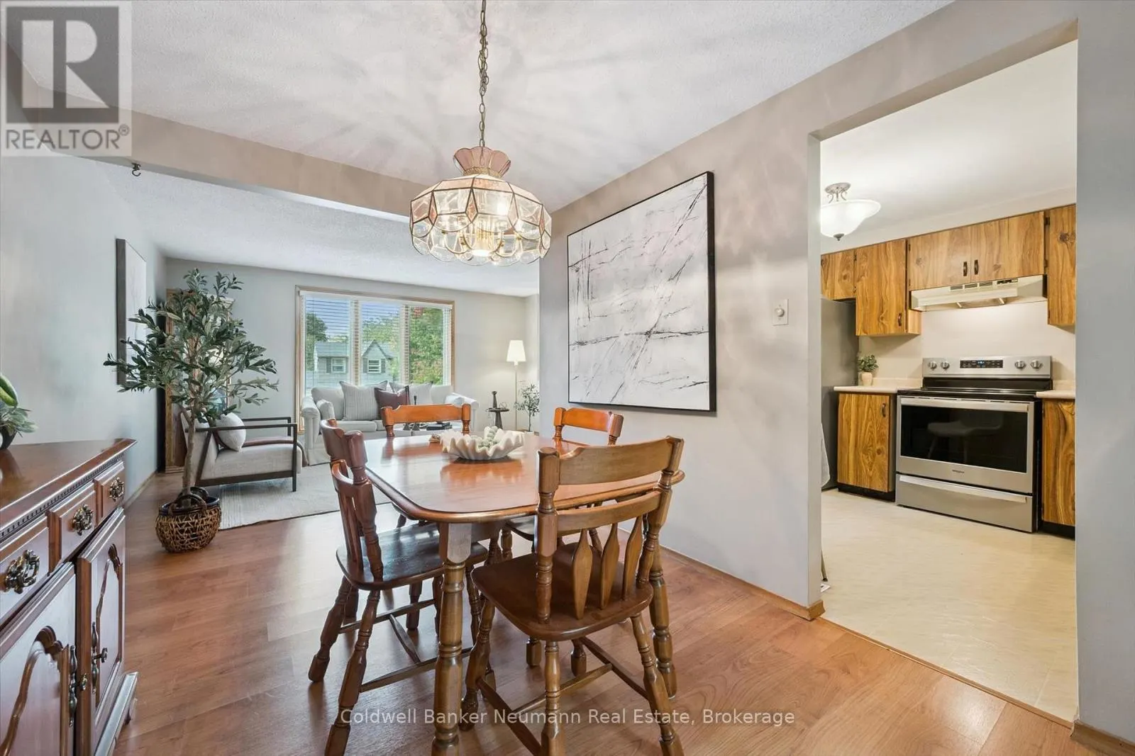 24 BRIARLEA ROAD