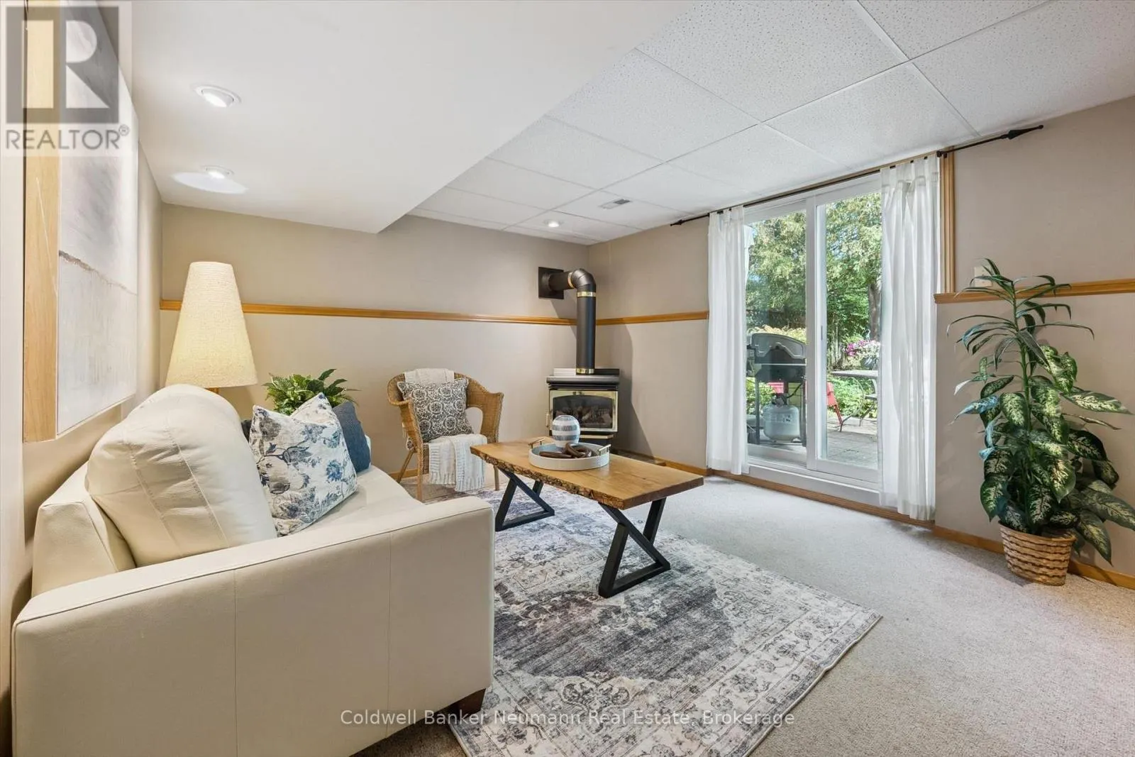 24 BRIARLEA ROAD