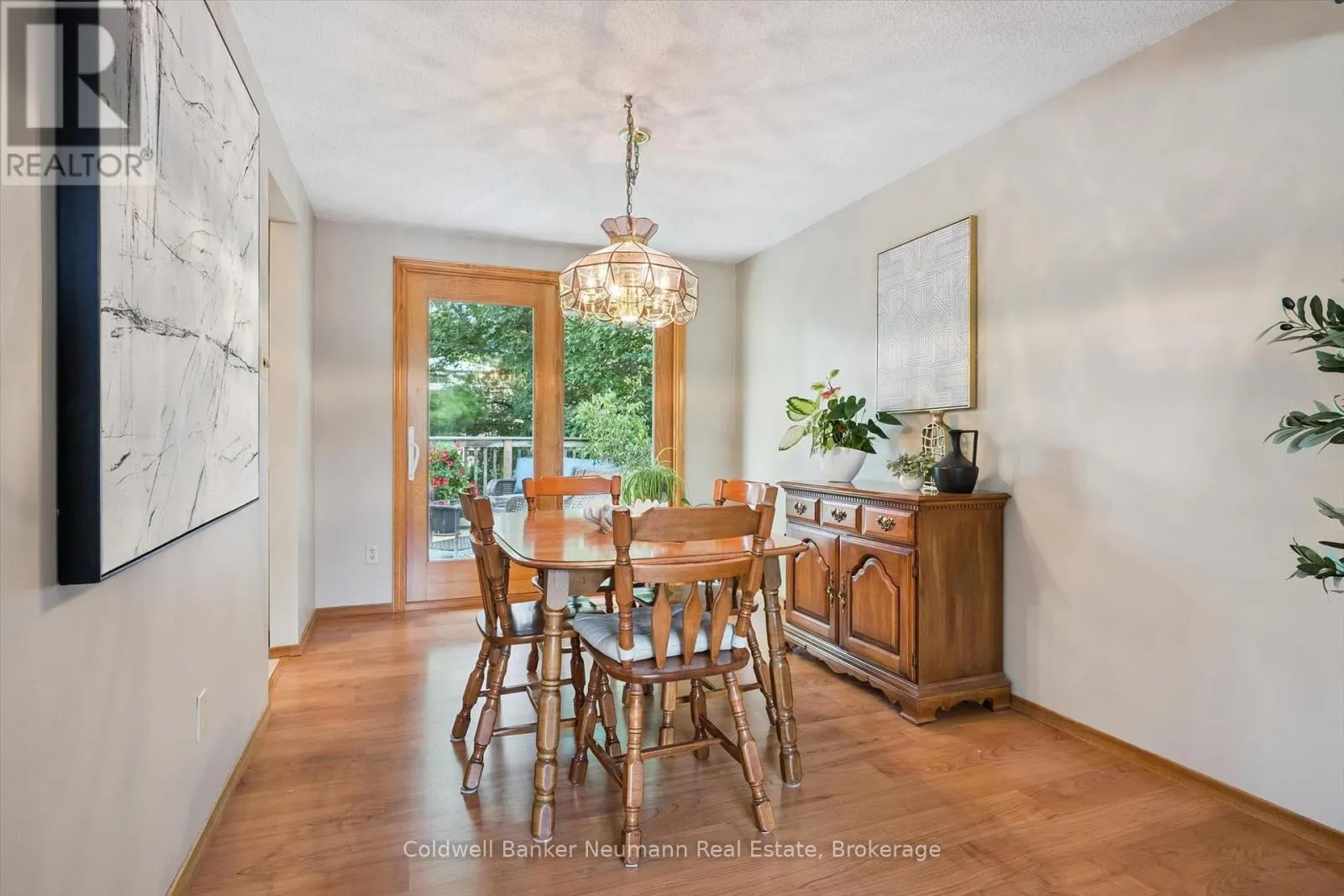 24 BRIARLEA ROAD