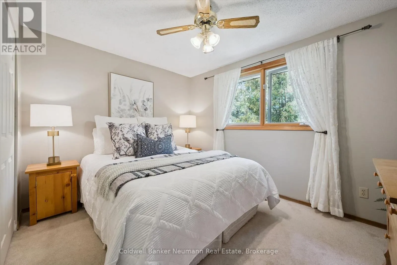 24 BRIARLEA ROAD