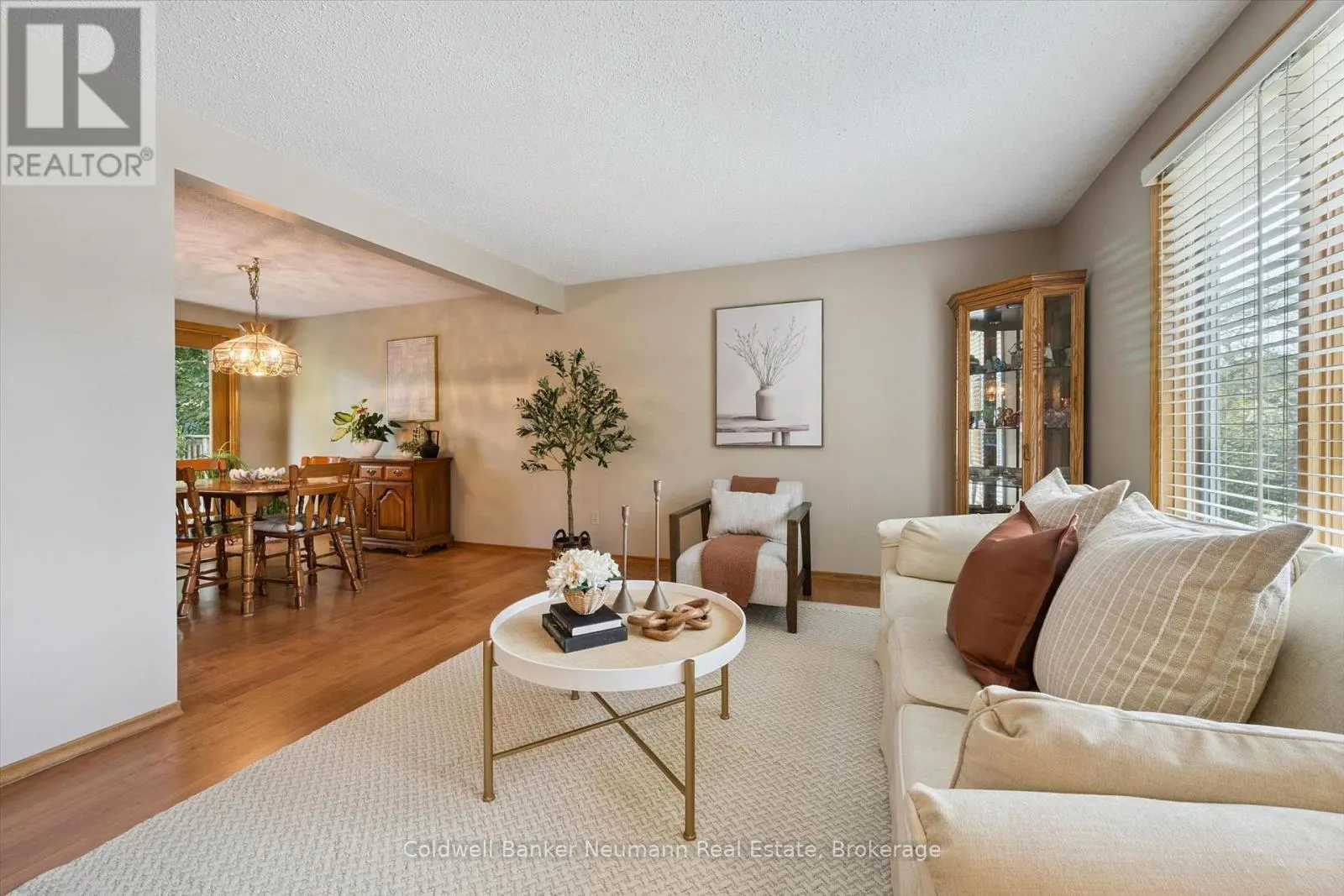 24 BRIARLEA ROAD