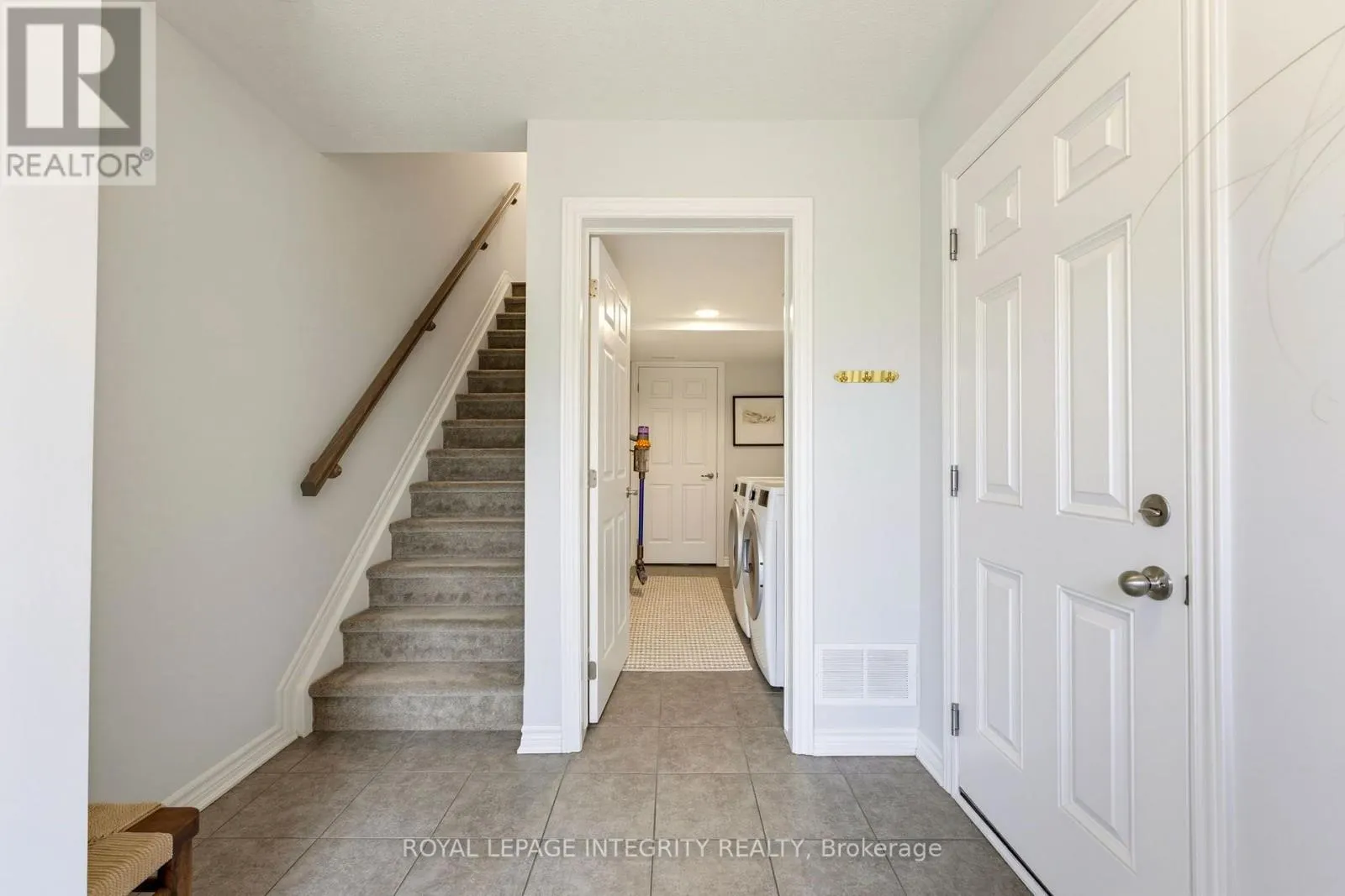 66 FEATHERTOP LANE
