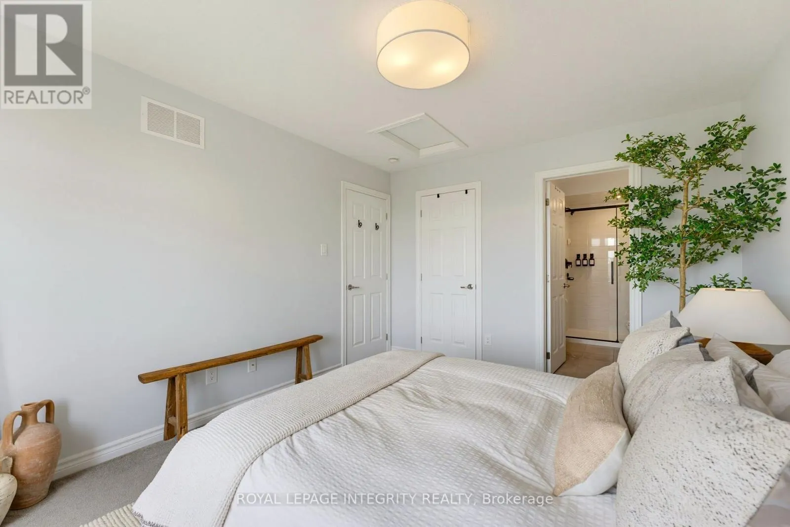66 FEATHERTOP LANE