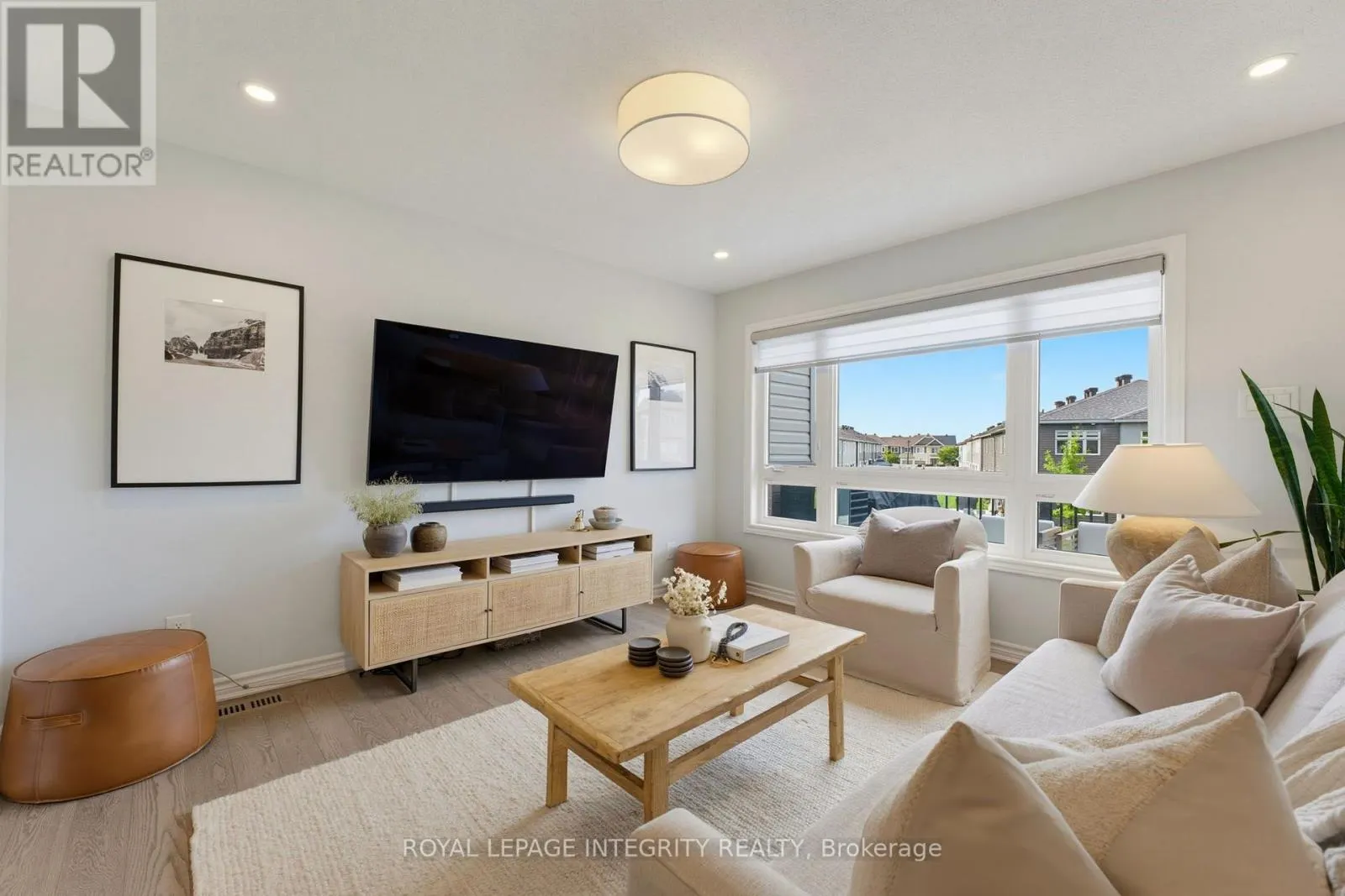 66 FEATHERTOP LANE