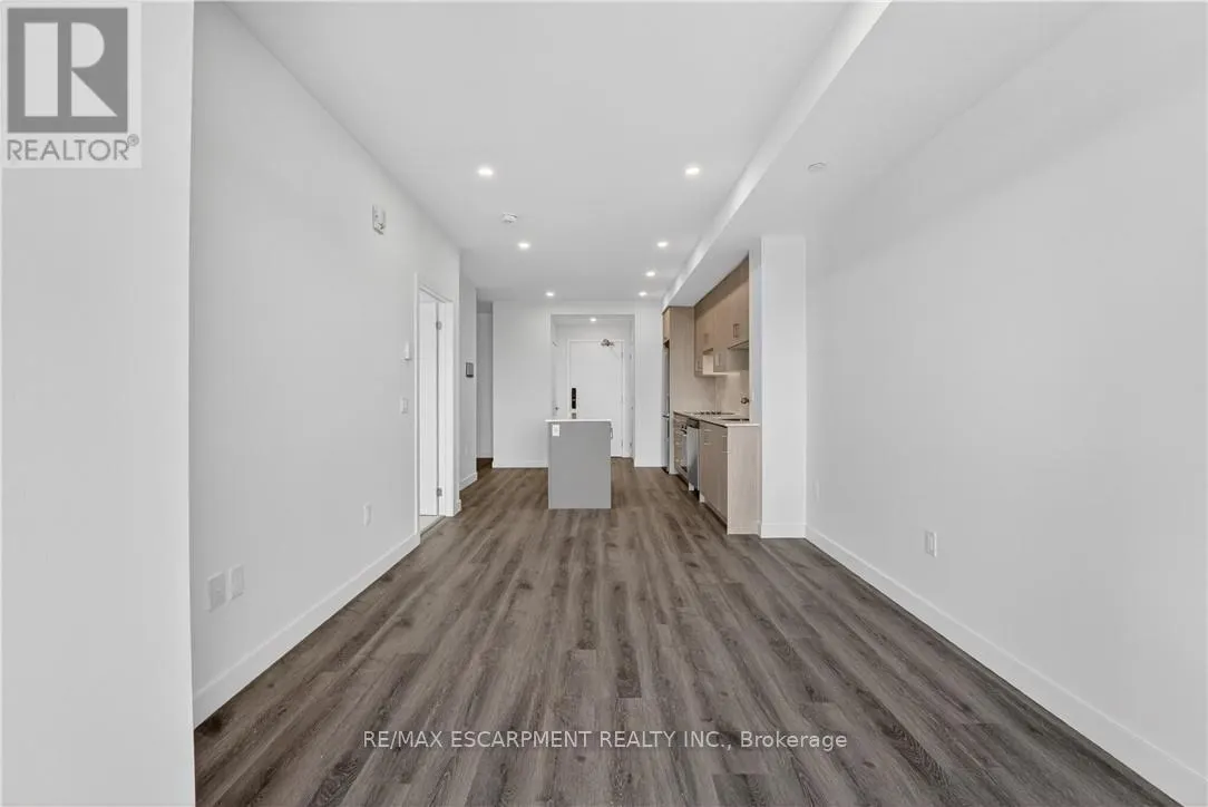 304 - 461 GREEN ROAD