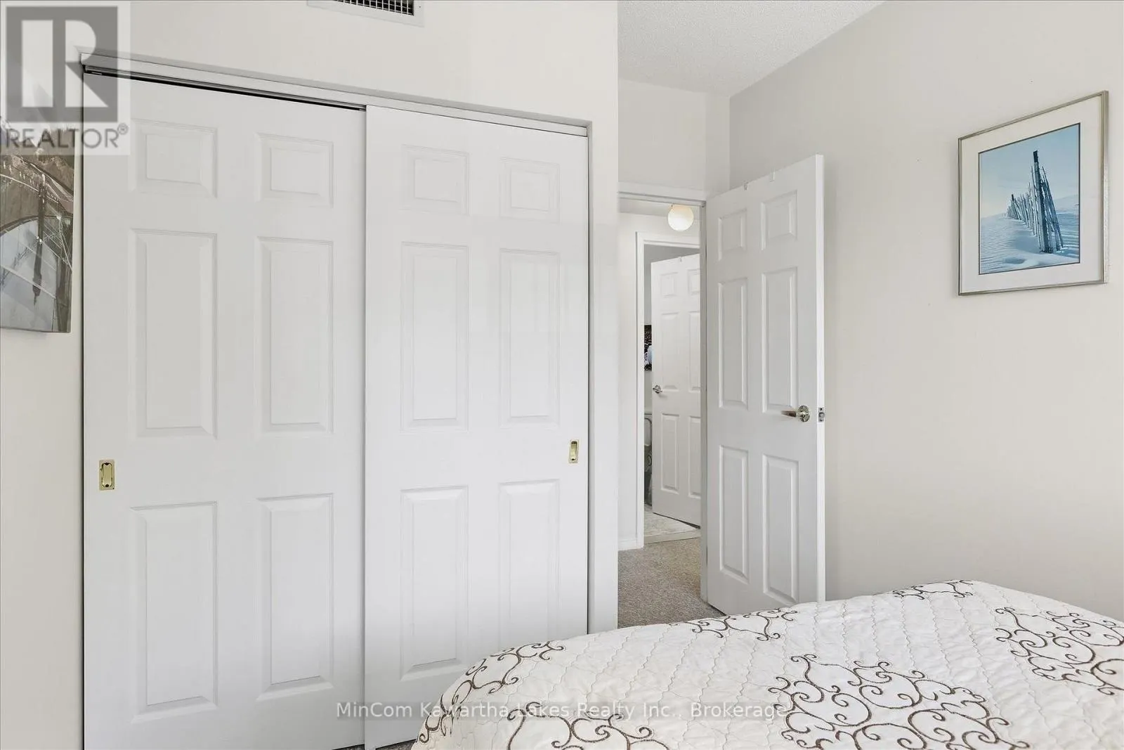 207 - 40 AUBURN STREET #207