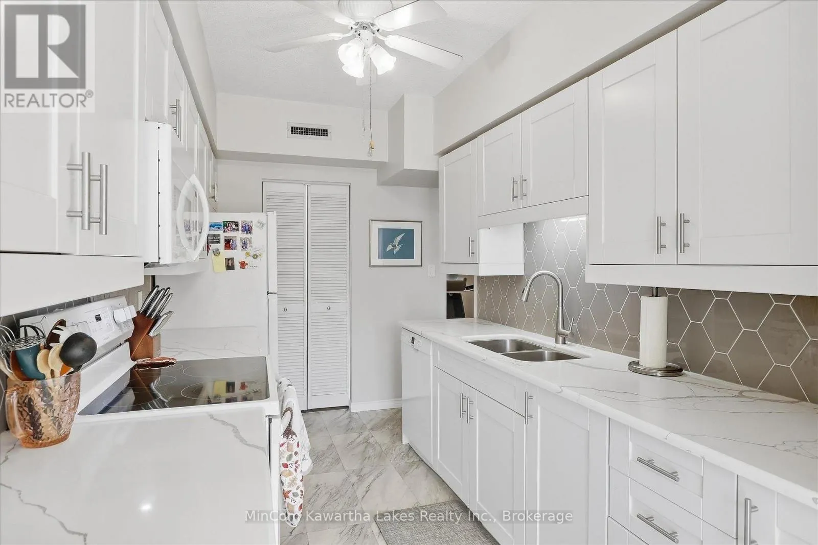 207 - 40 AUBURN STREET #207