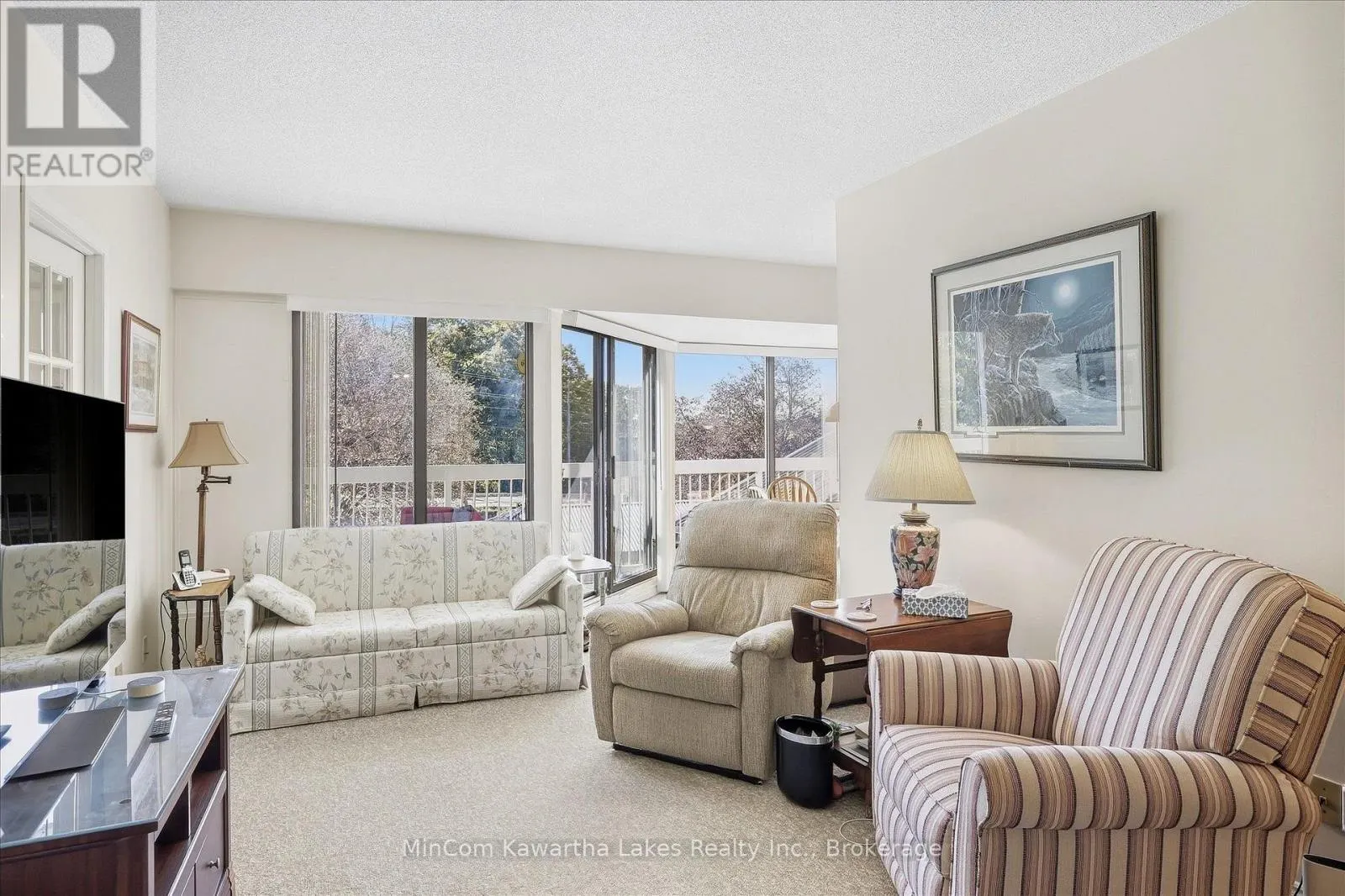 207 - 40 AUBURN STREET #207