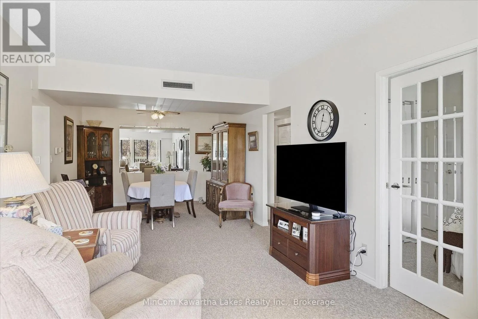 207 - 40 AUBURN STREET #207