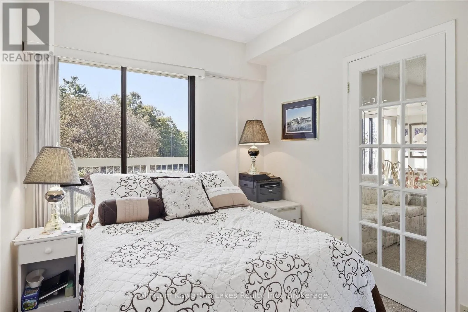 207 - 40 AUBURN STREET #207