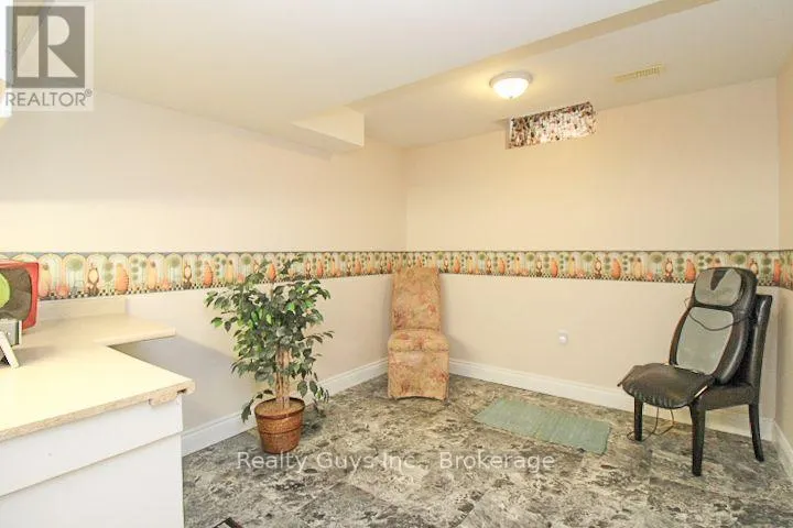 1235 HAGGIS DRIVE