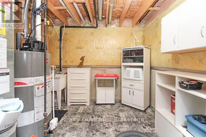 1235 HAGGIS DRIVE