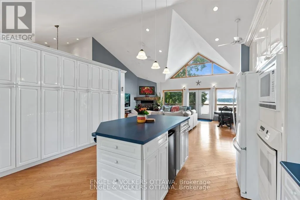 70 BELMONTE LANE