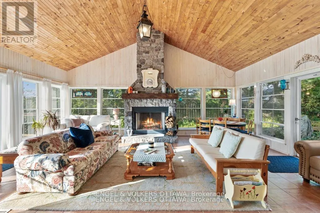 70 BELMONTE LANE